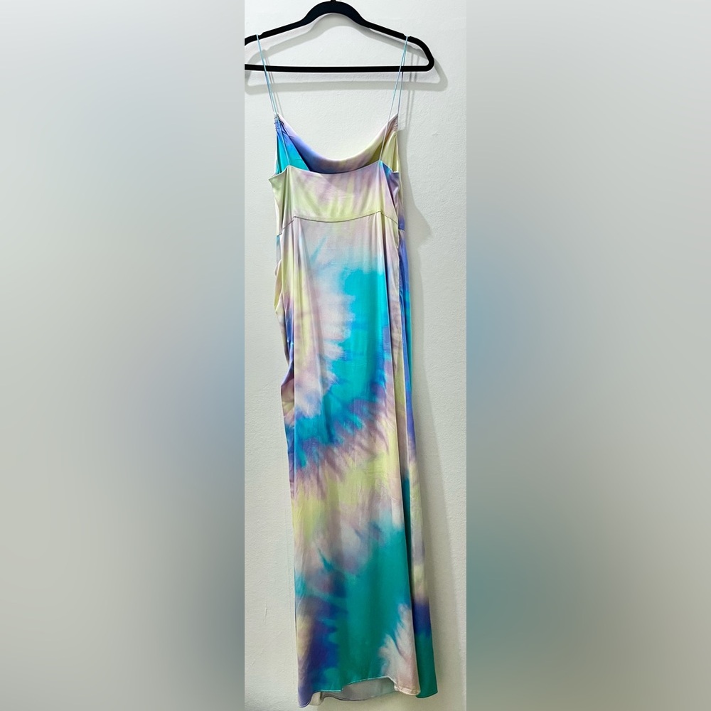Retrofête Marlene Silk Dress in Rainbow Tie-Dye, Size M - Picture 4 of 16